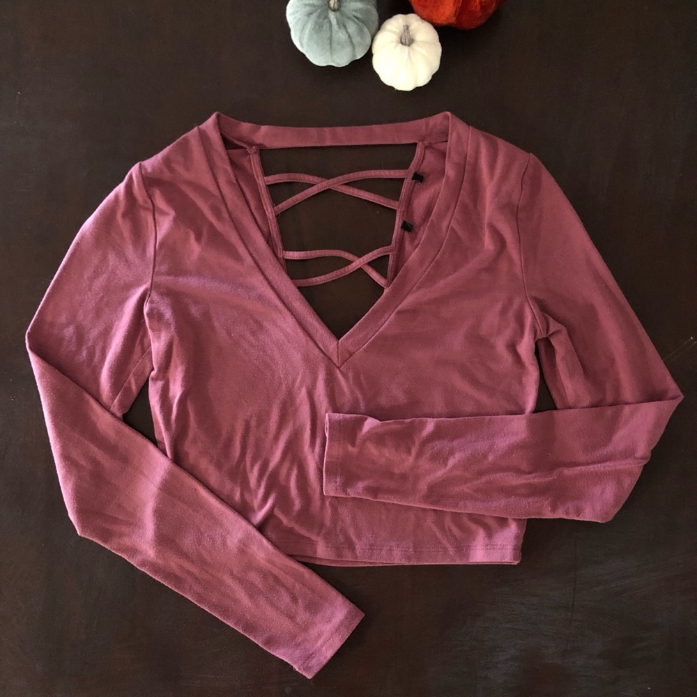 Long sleeve crop top